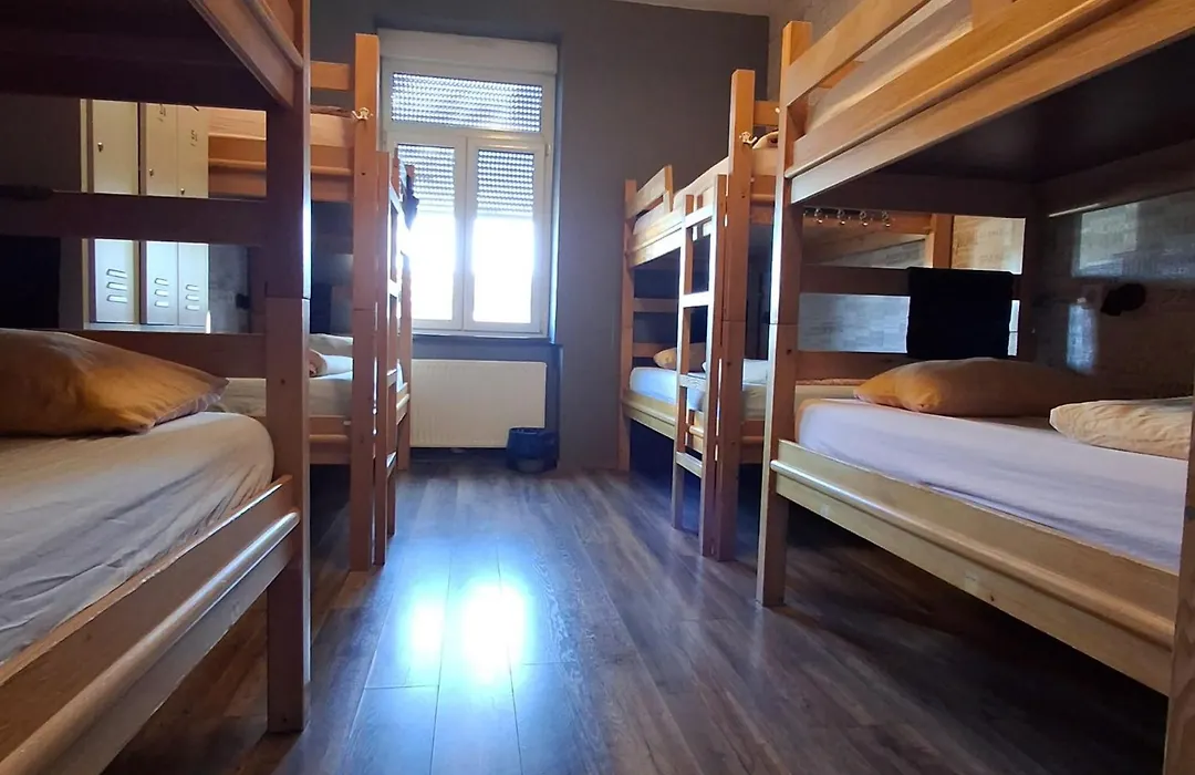 Palmers Lodge Hostel-1